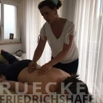 Schmerzen im unteren Rücken von der Heilpraktikerin in der Nähe von Friedrichshafen behandeln lassen